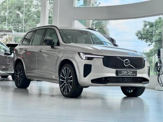 VOLVO XC60 2.0 T8 PHEV ULTRA DARK AWD GEARTRONIC VOLVO XC60 2.0 T8 PHEV ULTRA DARK AWD GEARTRONIC